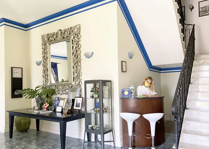 - Garden Pensión 3*